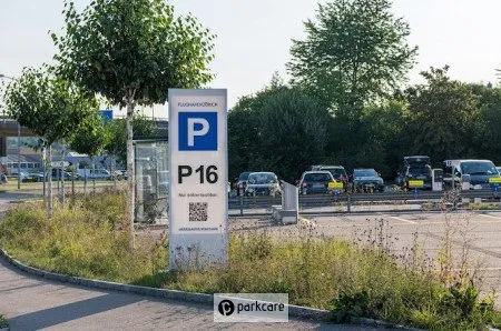 Parcheggio P16 Aeroporto Zurigo foto 4